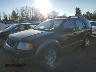 2005 Ford Freestyle SEL with VIN 1FMZK02145GA41216, listed as a Copart auction lot 83536204 with 110,287 mi miles and Salvage Title. Bid and sale history available at carsss.com. Image 1.