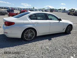 2018 BMW 5 Series 540i z VIN WBAJE5C52JWA97694, wystawiony jako Copart lot #58089145 z przebiegiem Nie podano mil oraz Szkoda całkowita • Salvage title. Historia ofert i sprzedaży dostępna na DreamBid. Obrazek 3.