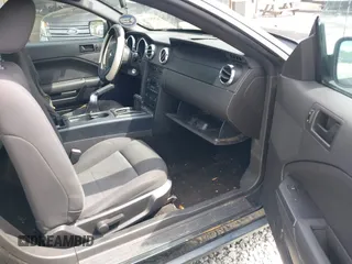 2007 Ford Mustang Deluxe with VIN 1ZVFT80N875226941, listed as a IAAI auction lot 42054190 with 183,155 mi miles. Bid and sale history available at carsss.com. Image 5.