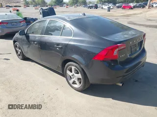 2012 Volvo S60 T5 with VIN YV1622FS9C2104546, listed as a IAAI auction lot 42510893 with 137,223 mi miles and . Bid and sale history available at DreamBid. Image 3.