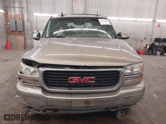 2003 GMC Yukon XL SLT with VIN 1GKFK16Z33R111162, listed as a IAAI auction lot 41611886 with 0 mi miles. Bid and sale history available at carsss.com. Image 13.