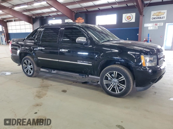 2012 Chevrolet Avalanche LTZ with VIN 3GNTKGE77CG143301, listed as a Copart auction lot 53314605 with 219,944 mi miles and Clean title. Bid and sale history available at DreamBid. Image 4.