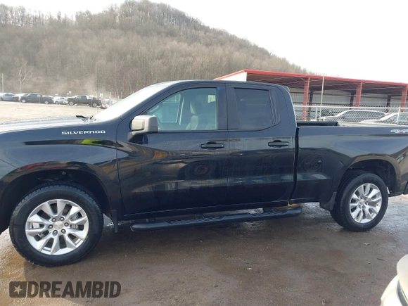 2019 Chevrolet Silverado 1500 Custom with VIN 1GCRYBEH0KZ410922, listed as a IAAI auction lot 41775841 with 101,043 mi miles and . Bid and sale history available at DreamBid. Image 14.