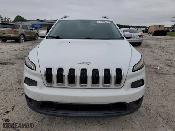2014 Jeep Cherokee Latitude with VIN 1C4PJLCB8EW315952, listed as a Copart auction lot 52416035 with NaN miles and Clean Title. Bid and sale history available at carsss.com. Image 5.