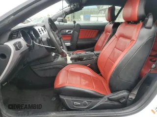2016 Ford Mustang GT Premium z VIN 1FATP8FF0G5209048, wystawiony jako Copart lot #55021455 z przebiegiem 61 503 mil mil oraz Szkoda całkowita • Salvage title. Historia ofert i sprzedaży dostępna na DreamBid. Obrazek 7.
