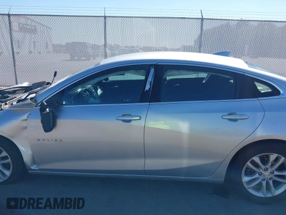2018 Chevrolet Malibu LT z VIN 1G1ZD5ST8JF149540, wystawiony jako IAAI lot #37718022 z przebiegiem 136 871 mil mil oraz . Historia ofert i sprzedaży dostępna na DreamBid. Obrazek 15.