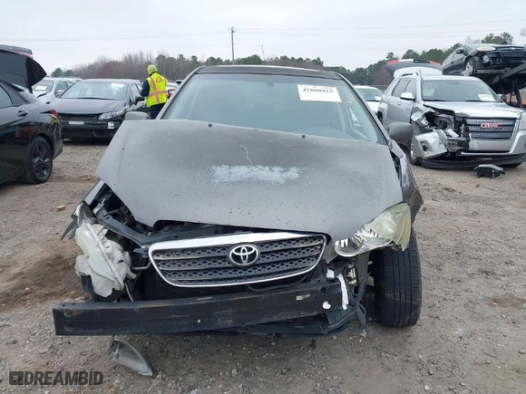 2007 Toyota Corolla CE with VIN 1NXBR32E17Z779917, listed as a IAAI auction lot 41800919 with 224,481 mi miles. Bid and sale history available at carsss.com. Image 13.