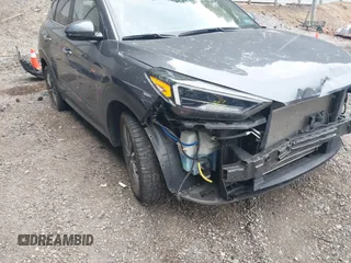 2019 Hyundai Tucson Limited с VIN KM8J3CAL8KU030179, выставлен на аукционе IAAI как лот 42493420 с пробегом 51 875 миль миль и . История ставок и продаж доступна на DreamBid. Изображение 18.