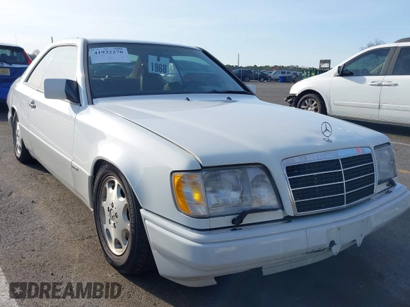 1994 Mercedes-Benz E z VIN WDBEA52E0RC079107, wystawiony jako IAAI lot #41932270 z przebiegiem 187 928 mil mil oraz . Historia ofert i sprzedaży dostępna na DreamBid. Obrazek 1.
