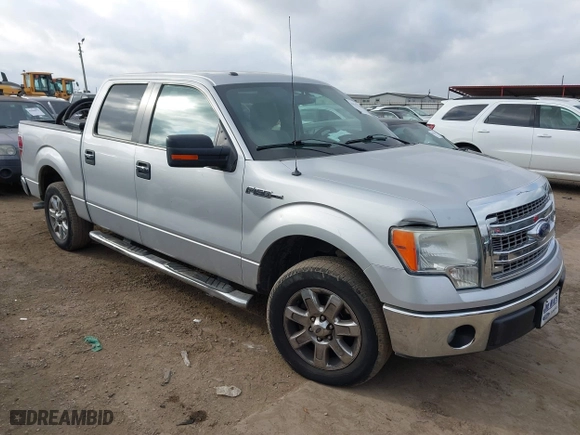 2013 Ford F-150 XL with VIN 1FTEW1CM4DKE15793, listed as a IAAI auction lot 41517360 with 172,311 mi miles. Bid and sale history available at carsss.com. Image 1.