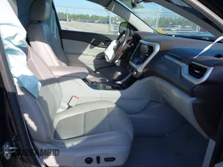 2019 GMC Acadia SLT with VIN 1GKKNMLS1KZ182115, listed as a IAAI auction lot 41860425 with 95,112 mi miles. Bid and sale history available at carsss.com. Image 5.