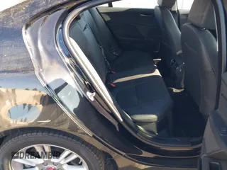 2018 Jaguar XE 25t Premium with VIN SAJAD4FX9JCP29457, listed as a IAAI auction lot 41255109 with 38,419 mi miles. Bid and sale history available at carsss.com. Image 8.