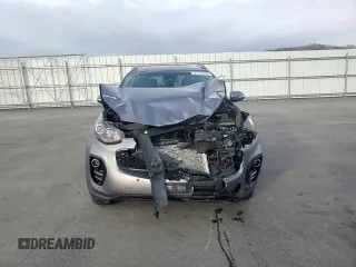 2018 Kia Sportage EX z VIN KNDPNCAC1J7308457, wystawiony jako Copart lot #81574704 z przebiegiem Nie podano mil oraz Szkoda całkowita • Salvage title. Historia ofert i sprzedaży dostępna na DreamBid. Obrazek 12.