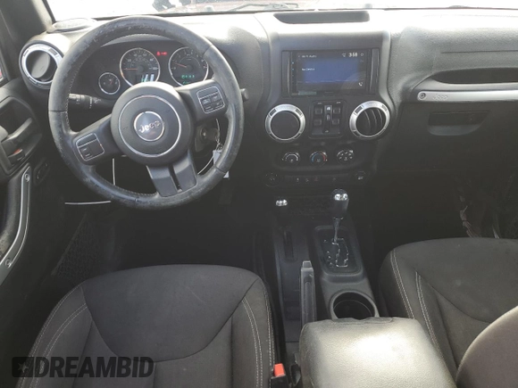 2017 Jeep Wrangler Unlimited Sahara with VIN 1C4HJWEG4HL615069, listed as a Copart auction lot 46480225 with 104,723 mi miles and Salvage title. Bid and sale history available at DreamBid. Image 8.