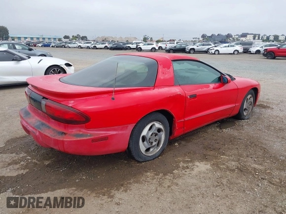 1995 Pontiac Firebird Firebird z VIN 2G2FS22K8S2253829, wystawiony jako IAAI lot #42471573 z przebiegiem 193 095 mil mil oraz . Historia ofert i sprzedaży dostępna na DreamBid. Obrazek 4.