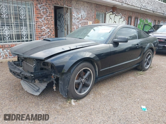 2008 Ford Mustang GT Deluxe with VIN 1ZVHT82H885180206, listed as a IAAI auction lot 41961683 with 133,820 mi miles and . Bid and sale history available at DreamBid. Image 2.