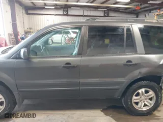 2005 Honda Pilot EX-L with RES with VIN 2HKYF18655H521175, listed as a IAAI auction lot 41490812 with 357,033 mi miles. Bid and sale history available at carsss.com. Image 15.