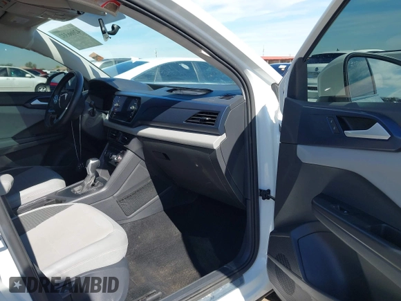 2022 Volkswagen Taos SE z VIN 3VVTX7B2XNM018298, wystawiony jako IAAI lot #42066332 z przebiegiem 36 025 mil mil oraz . Historia ofert i sprzedaży dostępna na DreamBid. Obrazek 5.