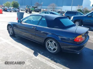 2001 BMW 3 Series 330Ci with VIN WBABS53451JU83279, listed as a IAAI auction lot 41495682 with 238,649 mi miles. Bid and sale history available at carsss.com. Image 3.