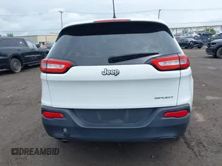 2017 Jeep Cherokee Sport z VIN 1C4PJLAB9HW503337, wystawiony jako IAAI lot #42379362 z przebiegiem 92 592 mil mil oraz . Historia ofert i sprzedaży dostępna na DreamBid. Obrazek 16.