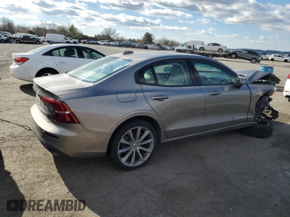 2020 Volvo S60 Momentum with VIN 7JR102FK1LG064926, listed as a Copart auction lot 42684723 with 29,109 mi miles. Bid and sale history available at carsss.com. Image 3.