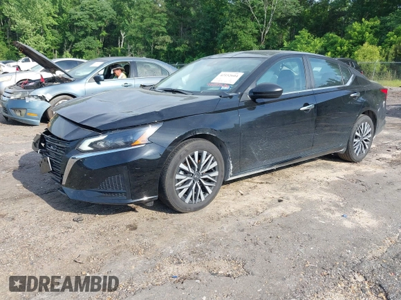 2025 Nissan Altima SV with VIN 1N4BL4DV2SN307873, listed as a IAAI auction lot 42152604 with 14,585 mi miles and . Bid and sale history available at DreamBid. Image 17.