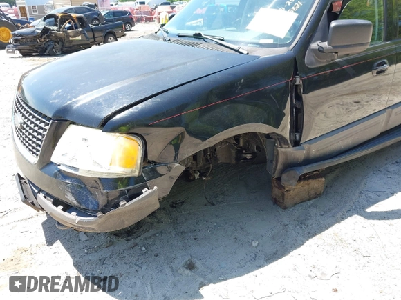 2005 Ford Expedition Special Service with VIN 1FMPU16515LA05821, listed as a IAAI auction lot 42210439 with 219,092 mi miles and . Bid and sale history available at DreamBid. Image 6.