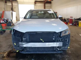 2015 Audi Q5 Premium Plus with VIN WA1DGAFP2FA130155, listed as a IAAI auction lot 41699314 with 118,377 mi miles. Bid and sale history available at carsss.com. Image 13.