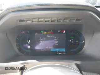 2024 Volvo XC90 Ultimate с VIN YV4H60LF1R1235240, выставлен на аукционе IAAI как лот 42260308 с пробегом 6 584 миль миль и . История ставок и продаж доступна на DreamBid. Изображение 7.