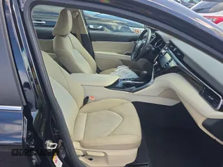 2019 Toyota Camry Hybrid LE z VIN 4T1B31HK0KU511923, wystawiony jako IAAI lot #42566419 z przebiegiem 67 166 mil mil oraz . Historia ofert i sprzedaży dostępna na DreamBid. Obrazek 1.