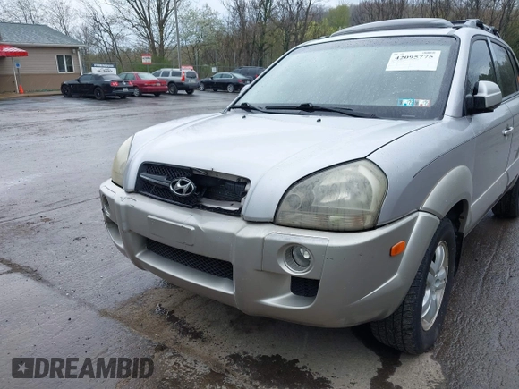 2006 Hyundai Tucson GLS with VIN KM8JN12D86U453274, listed as a IAAI auction lot 42095775 with 144,076 mi miles. Bid and sale history available at carsss.com. Image 6.