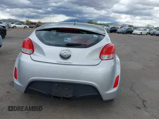2017 Hyundai Veloster Value Edition with VIN KMHTC6AD2HU308084, listed as a IAAI auction lot 41734062 with 59,354 mi miles. Bid and sale history available at carsss.com. Image 17.
