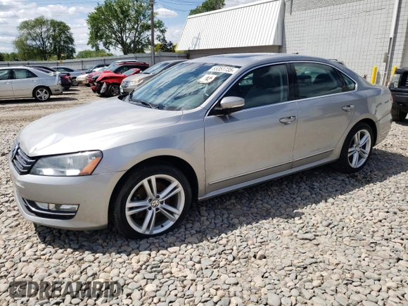 2014 Volkswagen Passat SEL Premium z VIN 1VWCN7A37EC048162, wystawiony jako Copart lot #55351735 z przebiegiem 110 549 mil mil oraz Czysty tytuł • Clean title. Historia ofert i sprzedaży dostępna na DreamBid. Obrazek 1.