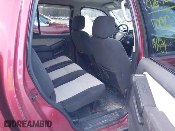 2007 Ford Explorer Sport Trac Limited z VIN 1FMEU53K77UA96602, wystawiony jako IAAI lot #41231896 z przebiegiem 154 096 mil mil oraz . Historia ofert i sprzedaży dostępna na DreamBid. Obrazek 8.