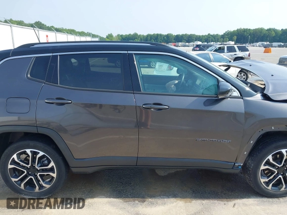 2022 Jeep Compass Limited with VIN 3C4NJDCB2NT118200, listed as a IAAI auction lot 42403038 with 39,005 mi miles and . Bid and sale history available at DreamBid. Image 14.