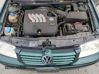 2000 Volkswagen Jetta z VIN 3VWSC29MXYM137048, wystawiony jako Copart lot #68948614 z przebiegiem 76 167 mil mil oraz Szkoda całkowita • Salvage title. Historia ofert i sprzedaży dostępna na DreamBid. Obrazek 11.