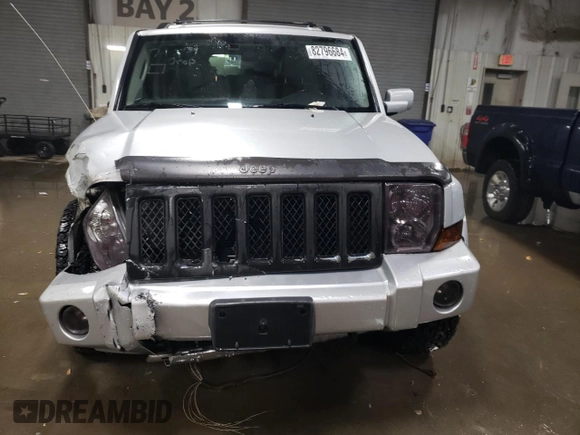 2008 Jeep Commander Overland with VIN 1J8HG68278C146082, listed as a Copart auction lot 82796684 with 73,113 mi miles and Salvage Title. Bid and sale history available at carsss.com. Image 5.