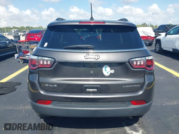 2019 Jeep Compass High Altitude with VIN 3C4NJDCB0KT811407, listed as a IAAI auction lot 42322906 with 90,198 mi miles and . Bid and sale history available at DreamBid. Image 16.