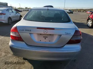 2006 Mercedes-Benz CLK 350 with VIN WDBTJ56J76F197762, listed as a Copart auction lot 77446264 with 153,813 mi miles and Salvage Title. Bid and sale history available at DreamBid. Image 6.