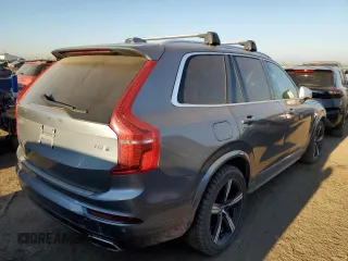 2017 Volvo XC90 R-Design with VIN YV4BC0PMXH1146563, listed as a Copart auction lot 71158264 with 89,984 mi miles and Salvage Title. Bid and sale history available at carsss.com. Image 3.