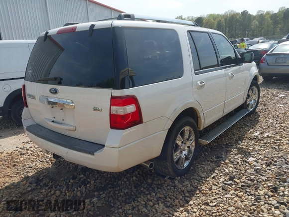 2010 Ford Expedition Limited z VIN 1FMJU1K56AEB54722, wystawiony jako IAAI lot #41926120 z przebiegiem 228 938 mil mil oraz . Historia ofert i sprzedaży dostępna na DreamBid. Obrazek 4.