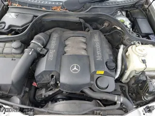 2003 Mercedes-Benz CLK-Class 3.2L with VIN WDBLK65G13T138714, listed as a IAAI auction lot 41667330 with 235,314 mi miles. Bid and sale history available at carsss.com. Image 10.