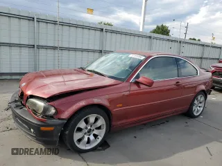 2001 BMW 3 Series 325Ci with VIN WBABN33441JW47519, listed as a Copart auction lot 70781094 with 147,819 mi miles and Salvage Title. Bid and sale history available at carsss.com. Image 1.