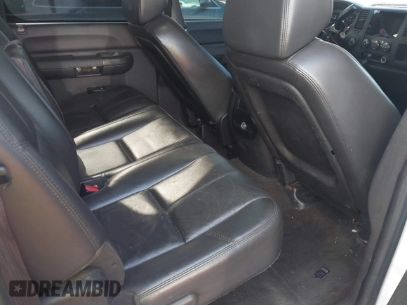 2008 GMC Sierra 1500 SLE1 z VIN 3GTEK13308G311110, wystawiony jako IAAI lot #42095136 z przebiegiem 166 626 mil mil oraz . Historia ofert i sprzedaży dostępna na DreamBid. Obrazek 8.