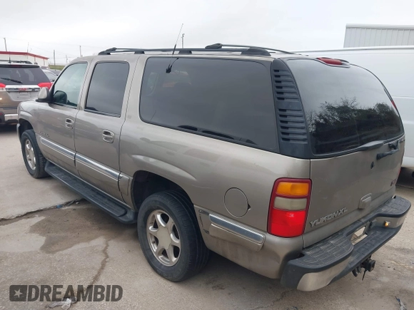 2001 GMC Yukon XL SLT with VIN 3GKEC16T81G149276, listed as a IAAI auction lot 41707537 with Not Provided miles. Bid and sale history available at carsss.com. Image 3.