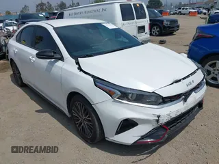 2023 Kia Forte GT-Line z VIN 3KPF54AD6PE610605, wystawiony jako IAAI lot #42011163 z przebiegiem 70 485 mil mil oraz . Historia ofert i sprzedaży dostępna na DreamBid. Obrazek 1.