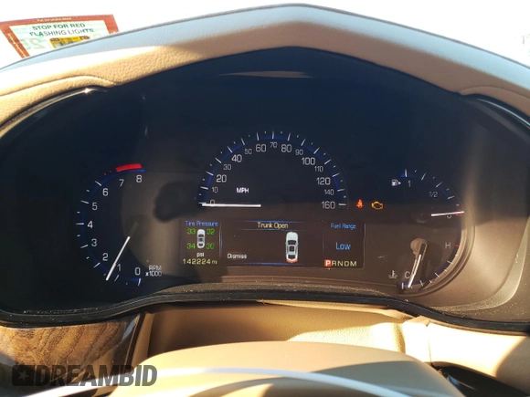 2014 Cadillac CTS Luxury RWD z VIN 1G6AR5S35E0122006, wystawiony jako Copart lot #45491765 z przebiegiem 142 224 mil mil oraz Szkoda całkowita • Salvage title. Historia ofert i sprzedaży dostępna na DreamBid. Obrazek 9.
