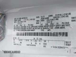 2018 Ford Escape SE with VIN 1FMCU9GD8JUB14607, listed as a IAAI auction lot 41866119 with 1 mi miles. Bid and sale history available at carsss.com. Image 9.