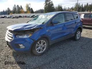 2019 Ford Escape SE z VIN 1FMCU9GDXKUA21184, wystawiony jako Copart lot #80078164 z przebiegiem 113 105 mil mil oraz Szkoda całkowita • Salvage title. Historia ofert i sprzedaży dostępna na DreamBid. Obrazek 1.