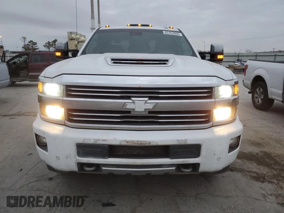 2017 Chevrolet Silverado 3500HD High Country with VIN 1GC4K1EY3HF209869, listed as a Copart auction lot 85763094 with 520,394 mi miles and Clean title. Bid and sale history available at DreamBid. Image 5.